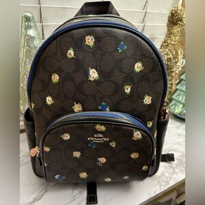 COURT BACKPACK IN SIGNATURE CANVAS WITH VINTAGE MINI ROSE PRINT (COACH C7276)